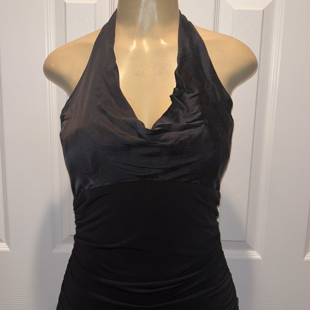 Laundry by Shelli Segal Black Silk Ruched Bodice Halterneck Dress size 8P - Picture 3 of 9